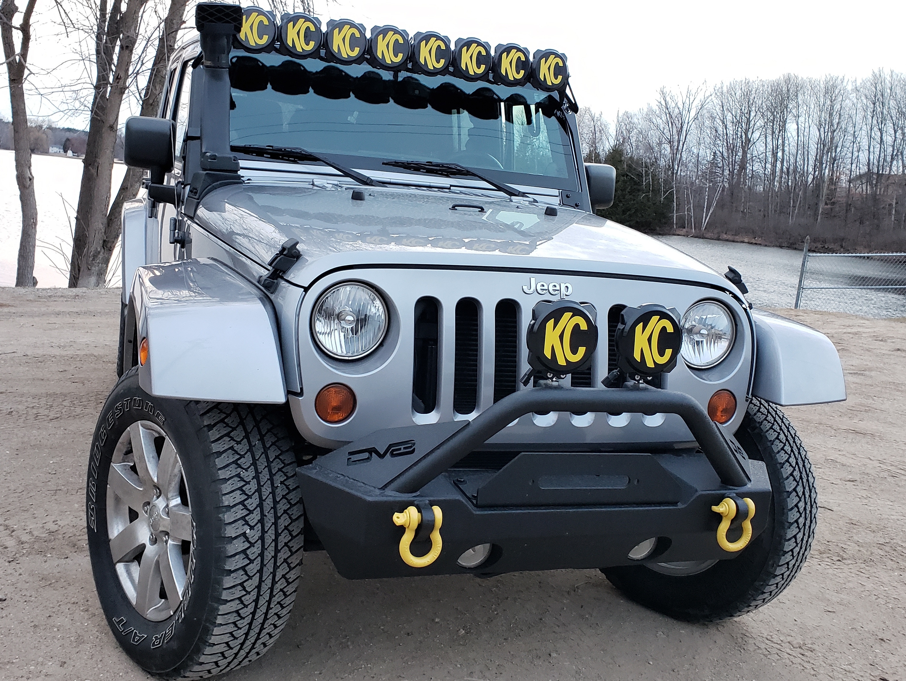 KC HiLiTES Jeep Wrangler 6-Inch Gravity Pro6 LED Lights; Driving