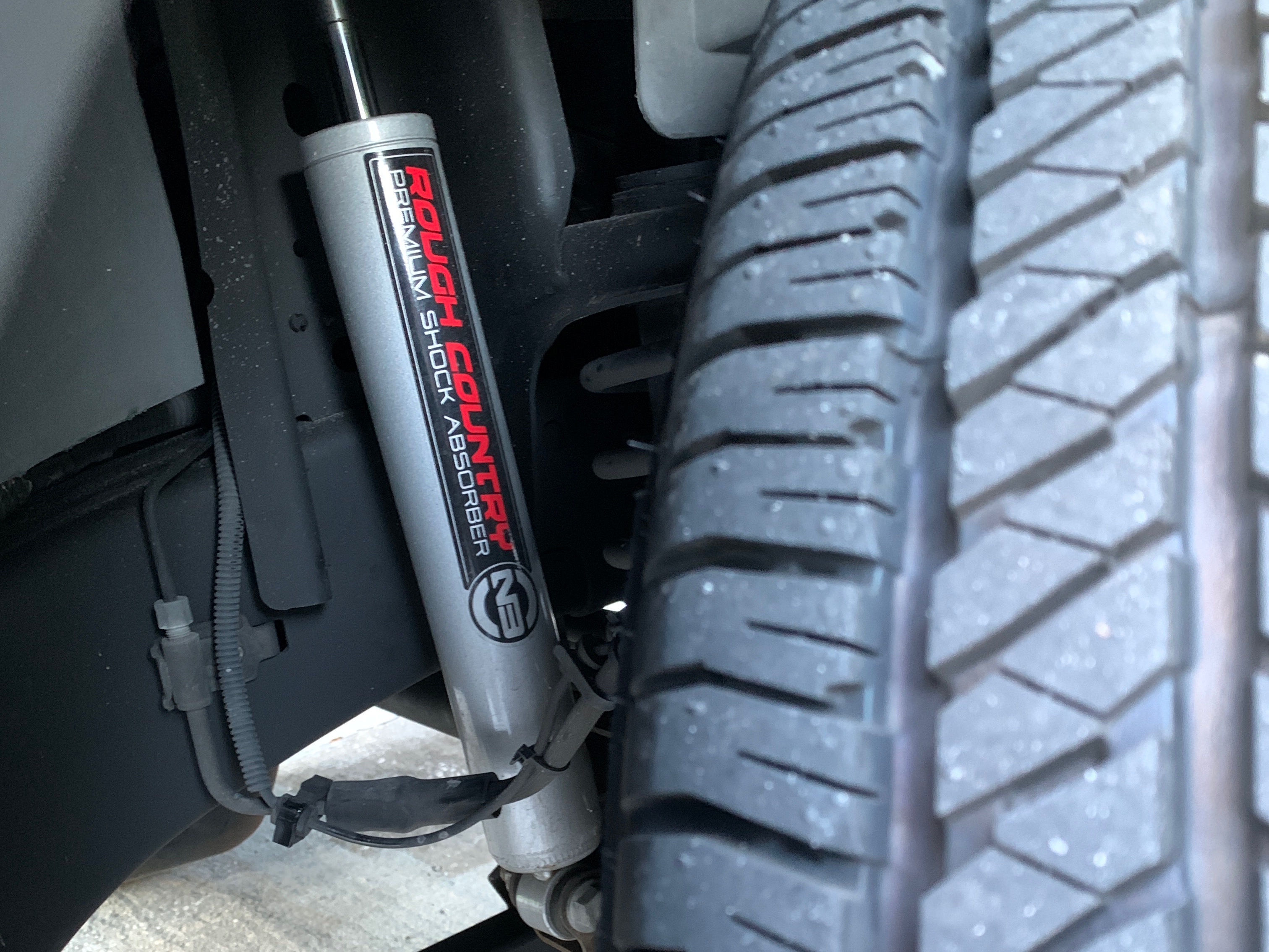 Rough Country Suspension Jeep Wrangler Premium N3 Front Shocks for