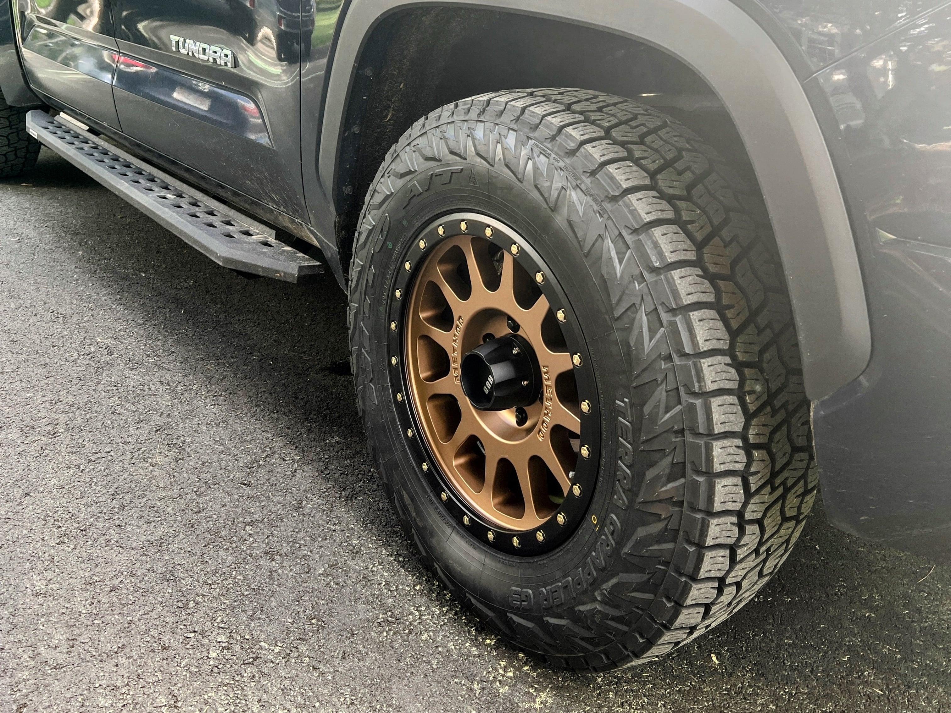 Method Race Wheels Toyota 4-Runner MR305 NV Bronze 6-Lug Wheel