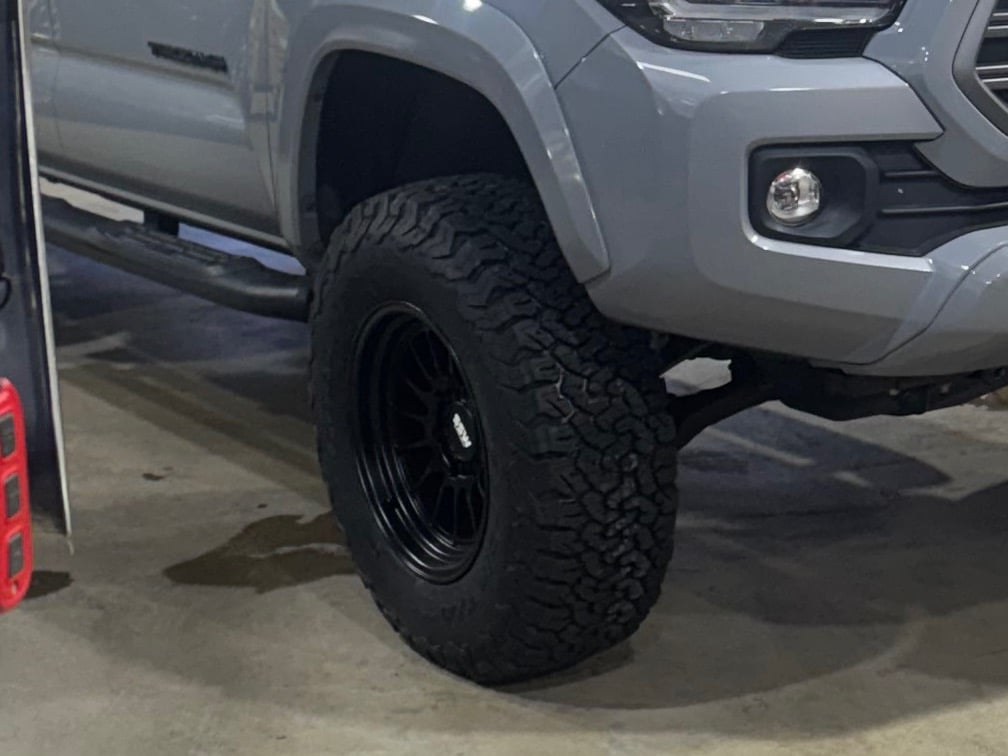 SSW Off-Road Wheels Tacoma Dakar Matte Black 6-Lug Wheel; 17x9