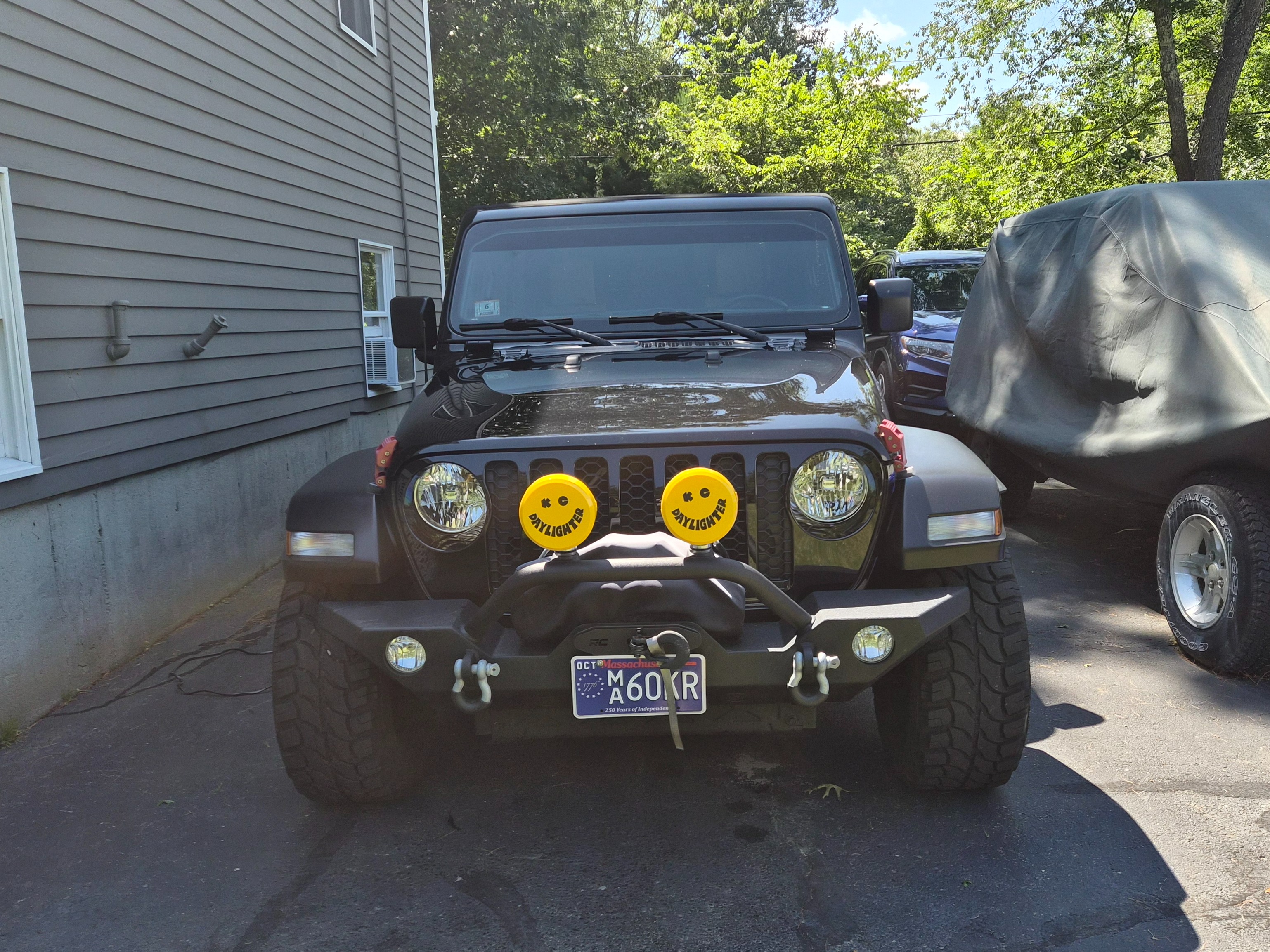 KC HiLiTES Jeep Gladiator 6-Inch Daylighter Halogen Lights; Spread