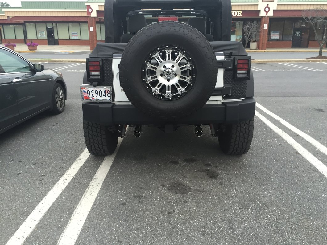 RedRock Dual Outlet AxleBack Exhaust with Polished Tips (0718 Jeep