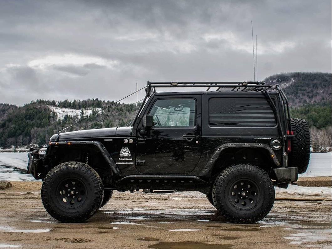 Wrangler
Gジャン
Lサイズ Smittybilt Jeep Wrangler XRC Exoskeleton 76840 (07-18 Jeep