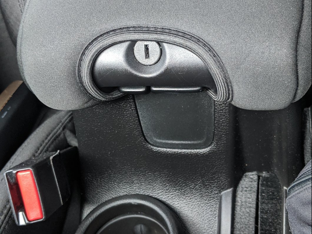 RedRock Neoprene Center Console Cover; Black (1118 Jeep Wrangler JK