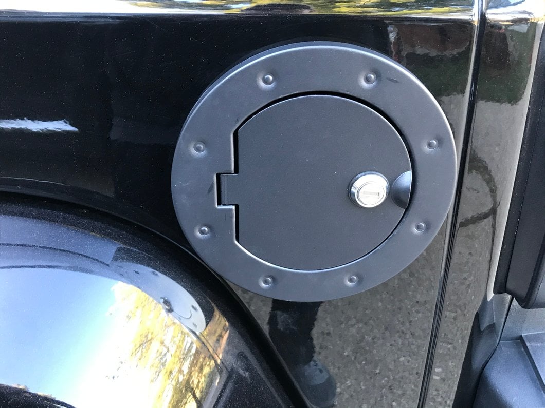 RedRock Locking Aluminum Fuel Door Cover (0718 Jeep Wrangler JK) RedRock