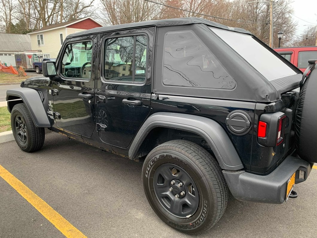 RedRock Fuel Filler Door Cover; Matte Black (1824 Jeep Wrangler JL