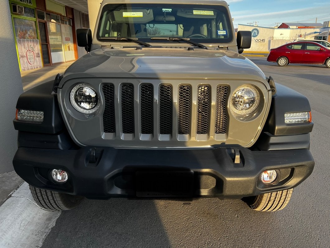 Raxiom Axial Series Sequential LED Parking/Turn Signal
