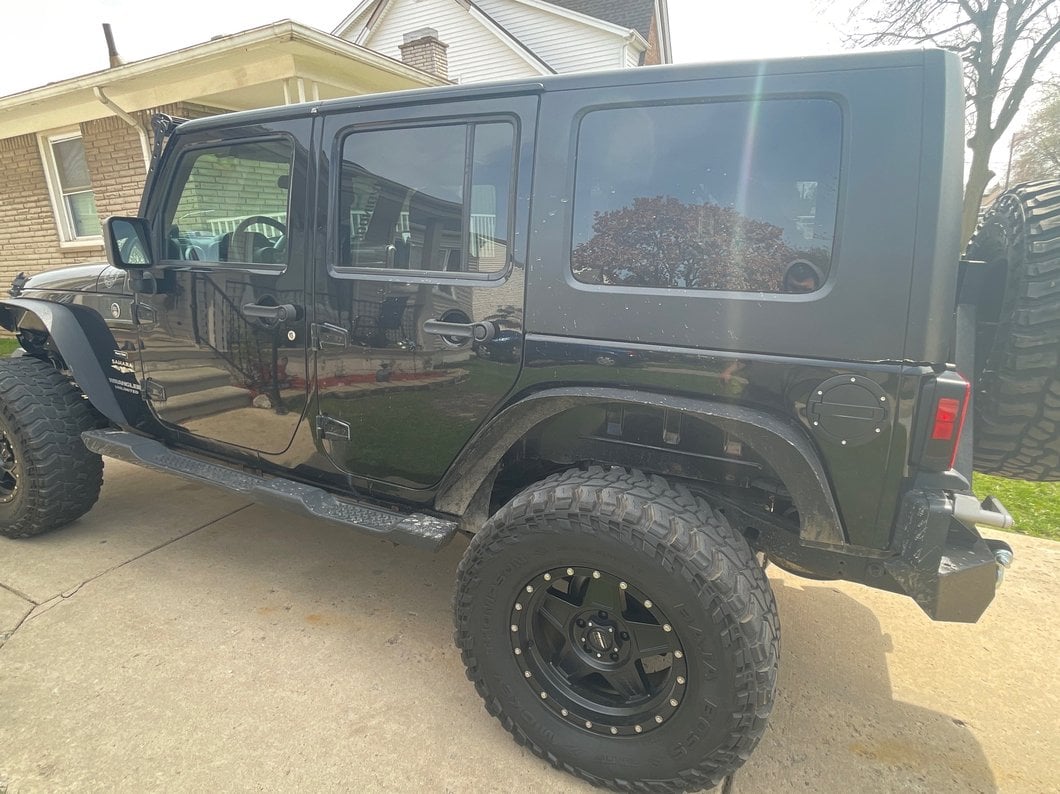 RedRock Fuel Filler Door Cover (0718 Jeep Wrangler JK) RedRock