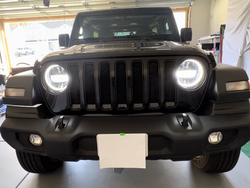 Raxiom Axial Series 9-Inch LED Headlights; Black Housing