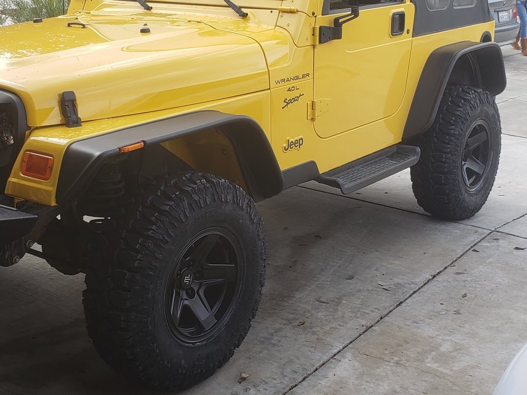 Mammoth 2Inch Suspension Lift Kit with Shocks (9706 Jeep Wrangler TJ