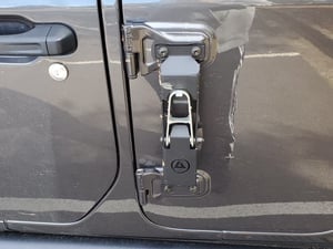 Smittybilt Jeep Gladiator ATLAS Door Steps 7630 (20-26 Jeep