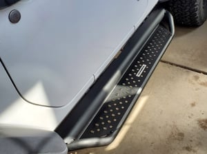 Go Rhino Jeep Wrangler Dominator Xtreme D1 Side Step Bars