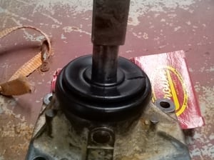 Jeep Wrangler AX4/AX5/AX15 Transmission Shift Boot (84-02 Jeep CJ7
