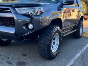 rinro Black Rhino Toyota 4-Runner Shogun Hyper Silver 6-Lug Wheel