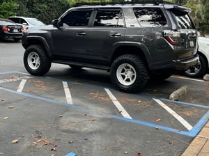 rinro Black Rhino Toyota 4-Runner Shogun Hyper Silver 6-Lug Wheel