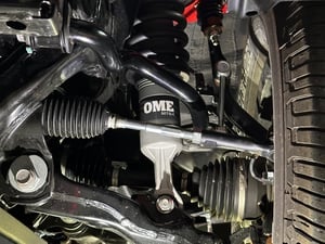 Old Man Emu Toyota 4-Runner MT64 Front Struts MT64901007 (03
