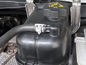Jeep Wrangler Coolant Recovery Bottle (18-26 2.0L Jeep Wrangler JL